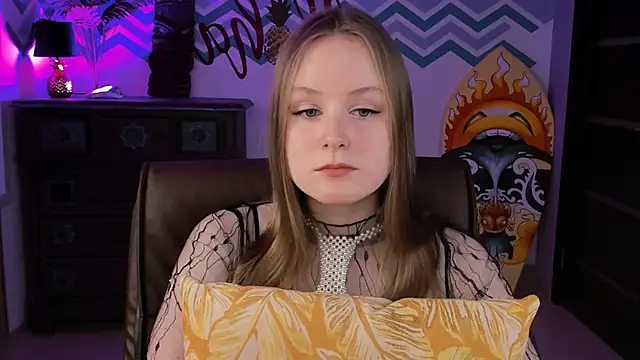 VivienLeeigh online show from March 2, 2025, 9:10 am