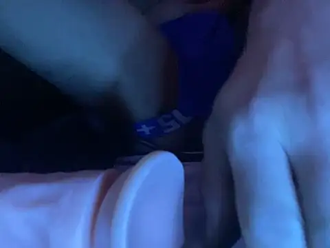 TaiwanSlutBitch online show from December 2, 2024, 1:42 am