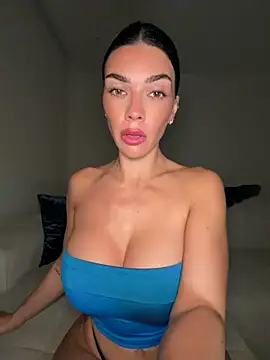 krissiswrld- online show from January 16, 2026, 6:56 pm