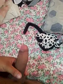 ezepitudo1 online show from December 31, 2024, 6:02 pm