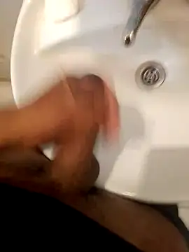 ezepitudo1 online show from December 8, 2024, 3:56 pm