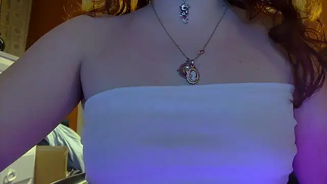 Snapshot of Psychosweety chatting on March 4, 2026, 8:27 pm Psychosweety online show from March 4, 2026, 8:27 pm