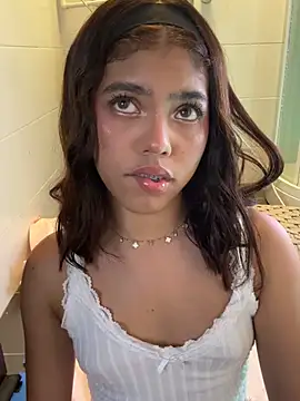 KellyOlsenbe online show from March 4, 2026, 8:05 pm