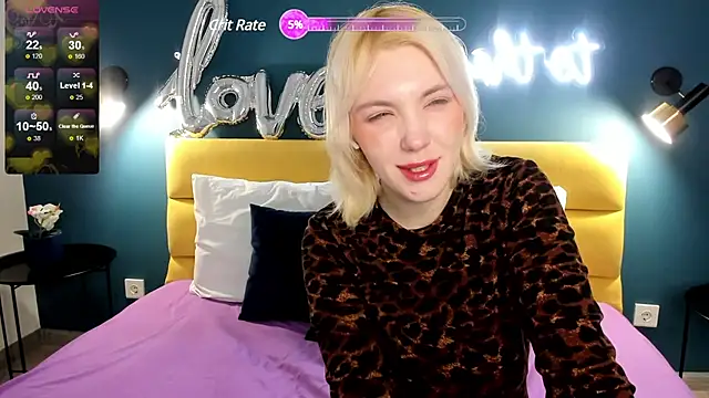 Fluffy Monica online show from March 11, 2025, 12:54 am