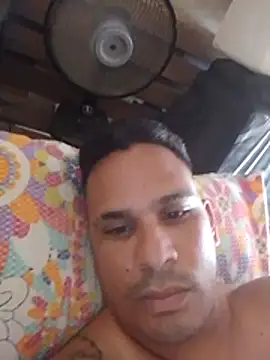 Viny459 online show from December 21, 2025, 2:41 pm