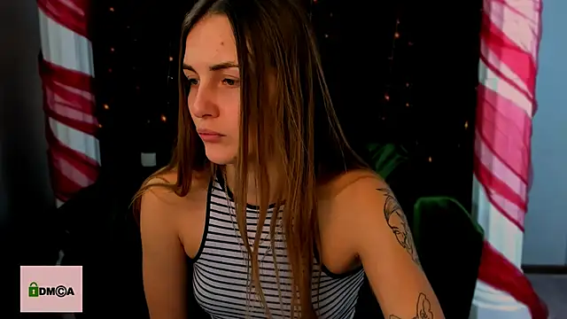 amelia gold1 online show from December 17, 2024, 3:06 pm