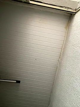 luara1988 online show from October 15, 2025, 8:06 pm