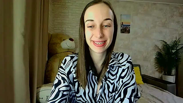 Anika bloom online show from February 16, 2026, 7:45 pm