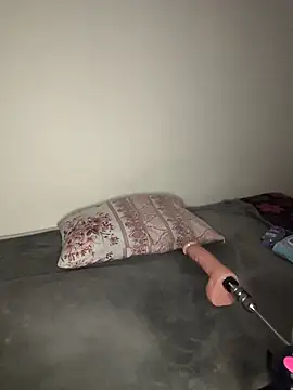 merve0234 online show from November 17, 2025, 8:46 pm