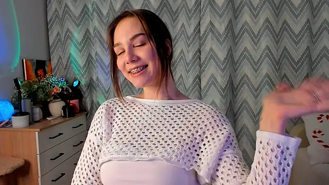 Tate Angel online show from January 28, 2025, 6:07 pm