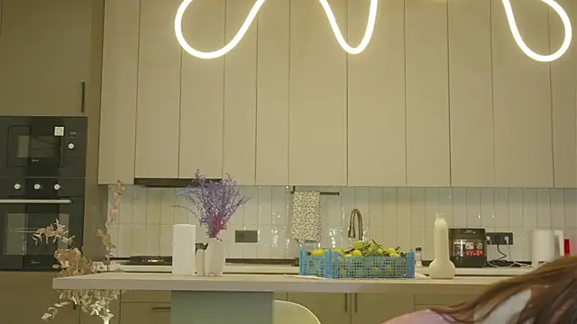 Snapshot of whisper_of_love chatting on October 27, 2025, 2:12 am whisper of love online show from October 27, 2025, 2:12 am