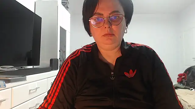 Amandamuller1982 online show from March 19, 2026, 8:09 pm