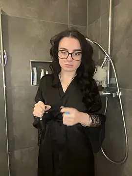 AdelinaAlia online show from December 2, 2025, 11:01 am