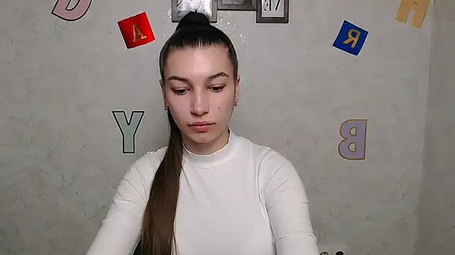 KarolinaRosse  online show from March 11, 2025, 7:03 am