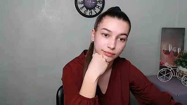 KarolinaRosse  online show from March 3, 2025, 9:55 am