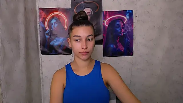 KarolinaRosse  online show from September 21, 2025, 5:34 am