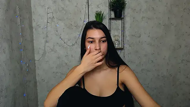 KarolinaRosse  online show from February 28, 2025, 10:09 am