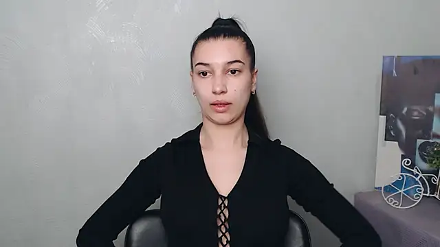 KarolinaRosse  online show from March 17, 2025, 7:02 am