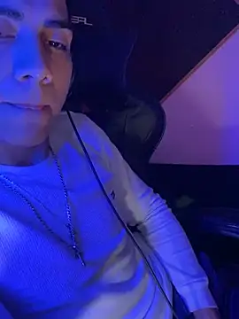 SkinnyHot444 online show from December 8, 2024, 2:30 pm