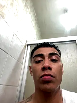 SkinnyHot444 online show from October 4, 2025, 10:55 pm