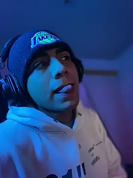 SkinnyHot444 online show from December 12, 2024, 8:10 pm