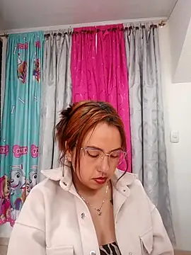 VIOLETA-25  online show from March 18, 2025, 10:04 pm