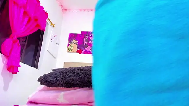 Miranda-brow online show from February 8, 2025, 2:26 am