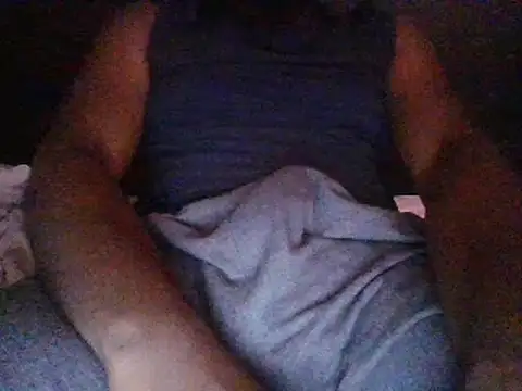 justinme00o7 online show from August 5, 2026, 11:43 pm