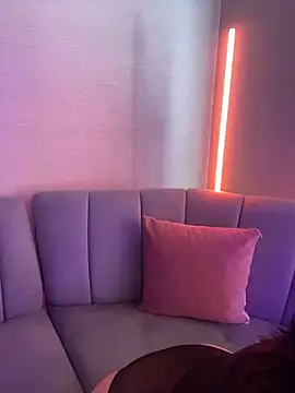 PoliBenett  online show from March 18, 2025, 3:01 pm