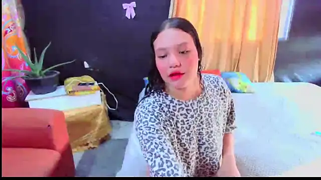 Snapshot of emily_69_porno chatting on October 4, 2025, 10:00 pm emily 69 porno online show from October 4, 2025, 10:00 pm