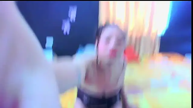 Snapshot of emily_69_porno chatting on October 16, 2025, 5:21 pm emily 69 porno online show from October 16, 2025, 5:21 pm