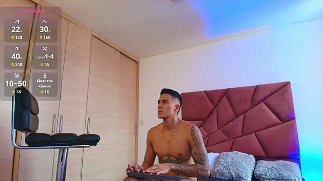 Aron Bolt online show from September 18, 2025, 7:06 pm