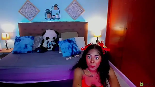 Edelaine rogers online show from October 10, 2025, 12:00 am