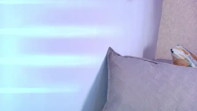 Amy wats0n online show from November 4, 2025, 7:06 pm