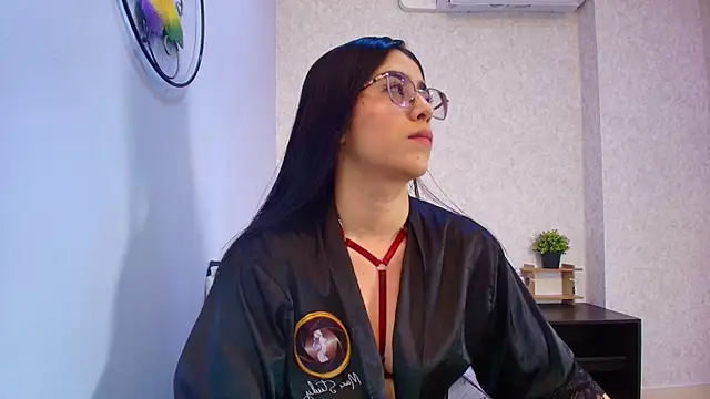 Amy wats0n online show from November 6, 2025, 7:07 pm