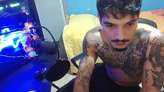 Badboyi1997 online show from October 25, 2025, 1:05 am