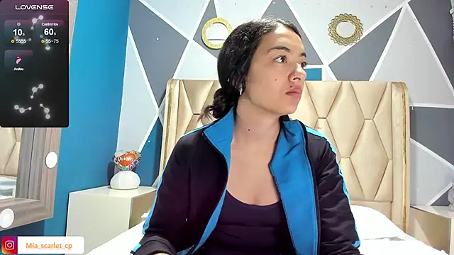 Mia scarlet69 online show from September 20, 2025, 12:10 pm