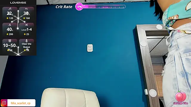 Mia scarlet69 online show from October 31, 2025, 12:24 pm