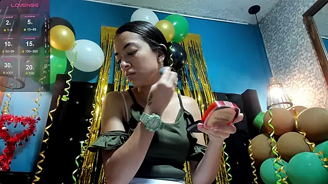 Mia scarlet69 online show from March 18, 2025, 12:06 pm