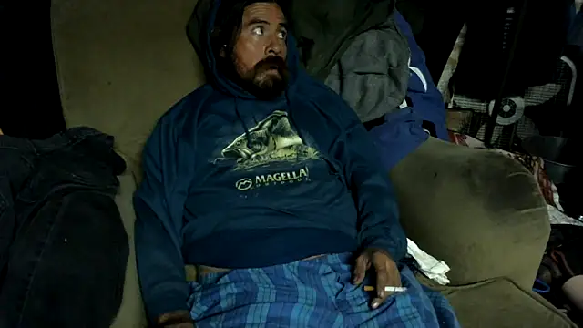 Snapshot of linksjack1010 chatting on December 3, 2025, 1:10 pm linksjack1010 online show from December 3, 2025, 1:10 pm