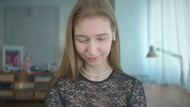 solar bella online show from March 15, 2025, 10:46 am