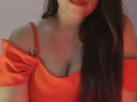 Snapshot of diva-22 chatting on June 19, 2026, 2:45 pm diva-22 online show from June 19, 2026, 2:45 pm