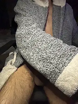 pxrnsenpaii online show from March 9, 2026, 9:40 pm