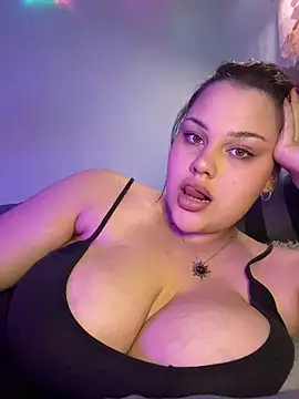 Snapshot of 31MoonLight13 chatting on December 19, 2025, 4:31 pm 31MoonLight13 online show from December 19, 2025, 4:31 pm