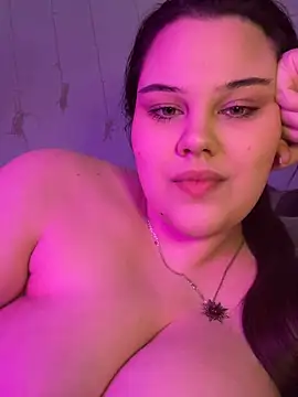 31MoonLight13 online show from February 12, 2025, 9:22 pm