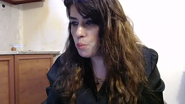 pareeti online show from October 6, 2025, 11:05 pm