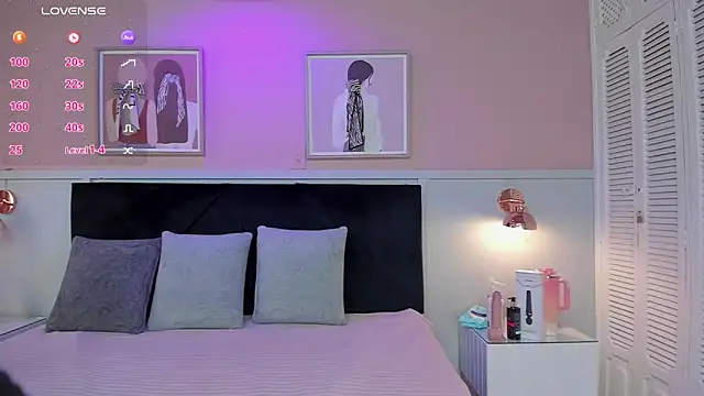 elodie walker online show from September 30, 2025, 12:44 pm