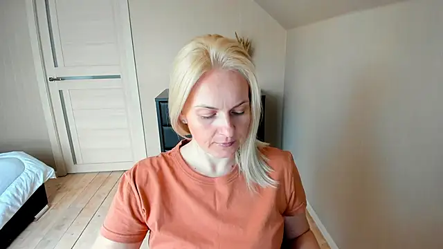 Alicee Gracee online show from March 22, 2025, 7:15 am