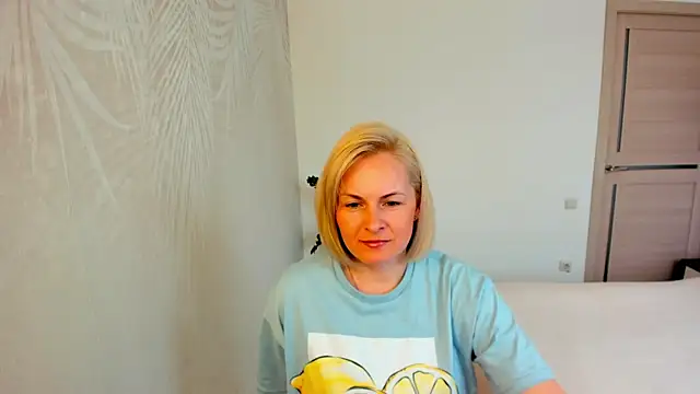 Alicee Gracee online show from April 13, 2026, 10:19 am