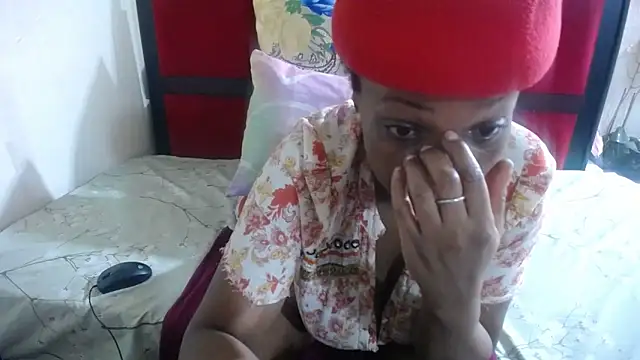 Snapshot of MaximTease24 chatting on October 15, 2025, 5:54 pm MaximTease24 online show from October 15, 2025, 5:54 pm